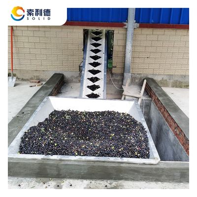 Extracteur d'huile d'olive de 5 tonnes par heure alimenté par une installation de 130 kW et une centrifugeuse à décantateur à 3 phases